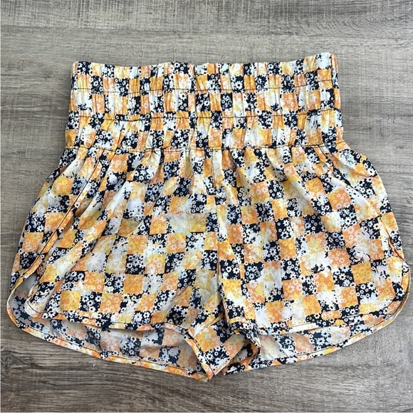 NWT FP Movement the way home short - Picture 2 of 4